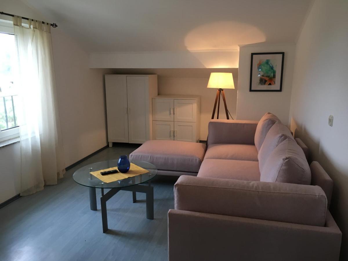 Apartments Mikelic Kampor Eksteriør bilde